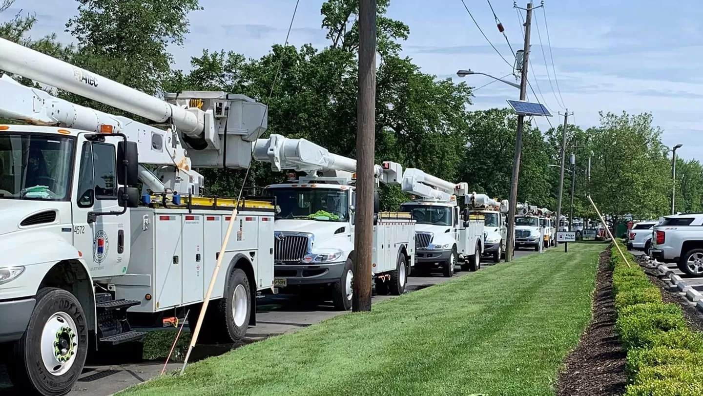 bucket trucks lined up for Project Storm Response